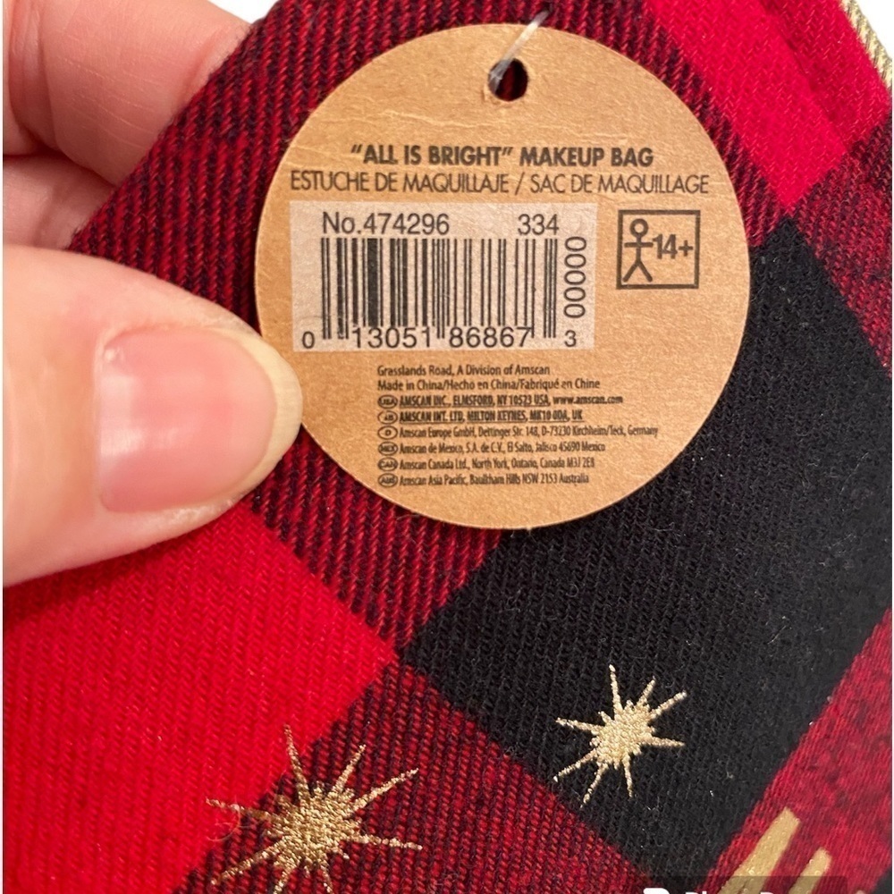 ALL IS MERRY & BRIGHT Cosmetic Toiletries Bag Red and Black Buffalo Plaid NWT - Picture 8 of 8